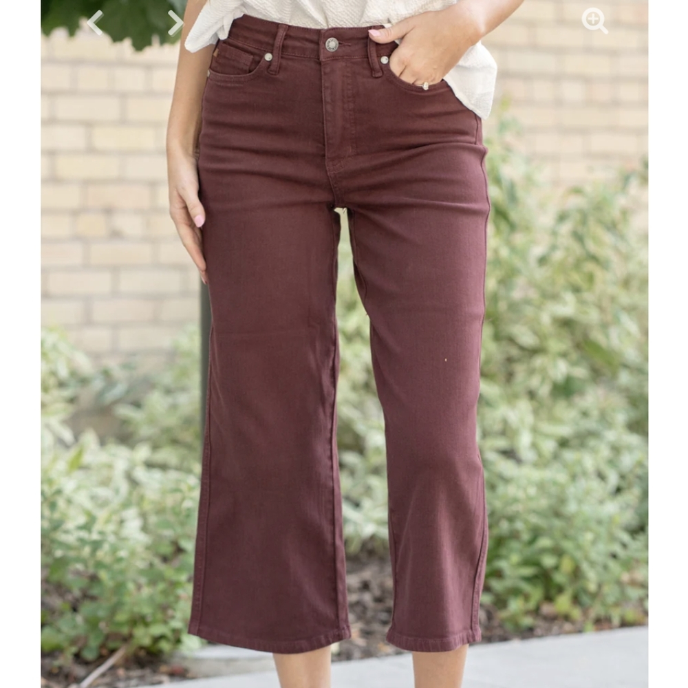 NWT Judy Blue Oxblood Tummy Control Top High Rise Wide Leg Crop